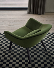 Load image into Gallery viewer, MAD CHAIR