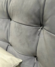 Load image into Gallery viewer, Minano Bed