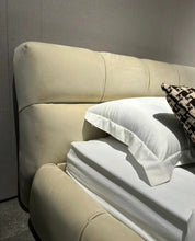 Load image into Gallery viewer, Puff Bed