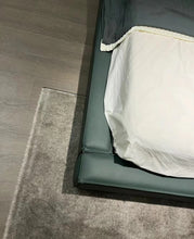 Load image into Gallery viewer, Bonaldo Fluff Bed