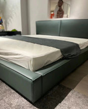 Load image into Gallery viewer, Bonaldo Fluff Bed