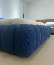 Load image into Gallery viewer, Bubble Bed