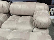 Load image into Gallery viewer, Camaleonda Single Armrest