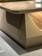 Load image into Gallery viewer, CM-001 PRESIDENT DESK