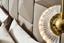 Load image into Gallery viewer, FB122B21M BED