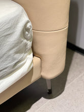 Load image into Gallery viewer, MODERN MINIMALIST ADVANCED BED SET VX3-2333-1 BED
